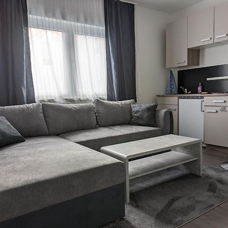 Hotel Ari Кайзерслаутерн Екстериор снимка