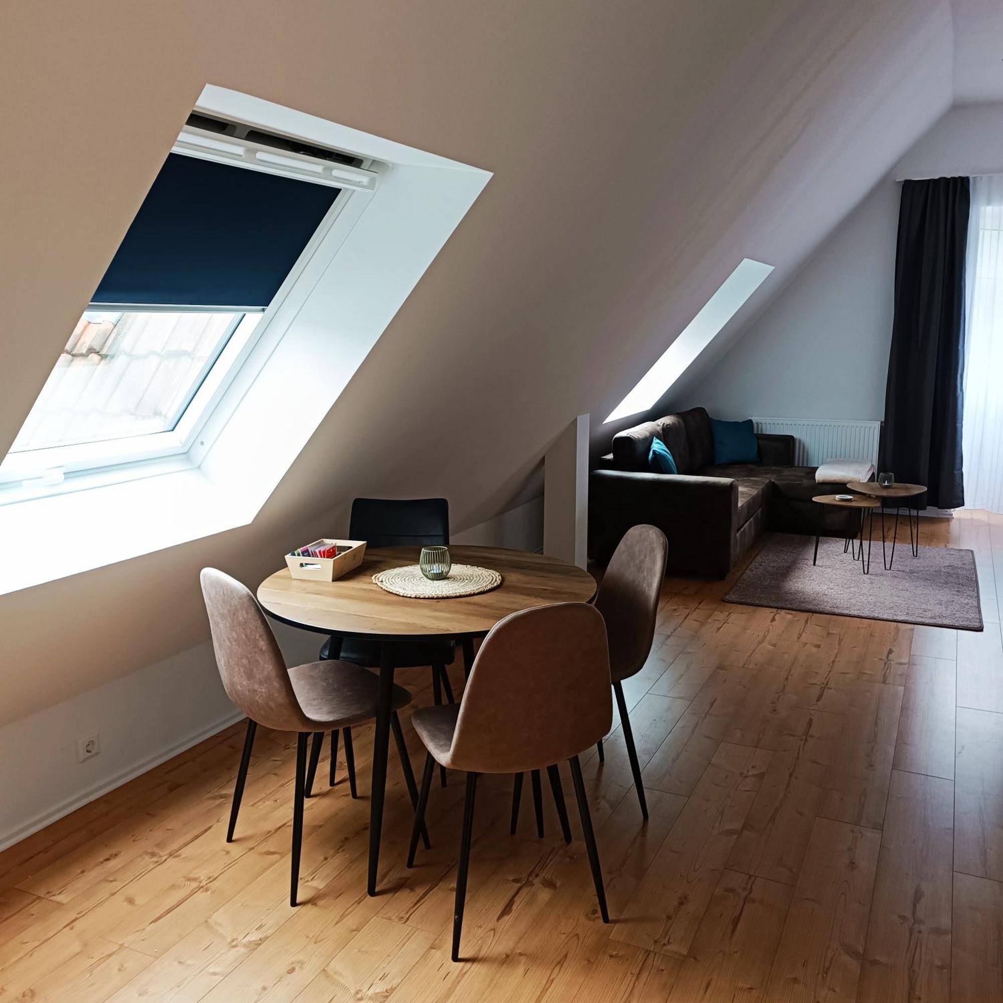 Hotel Ari Кайзерслаутерн Екстериор снимка