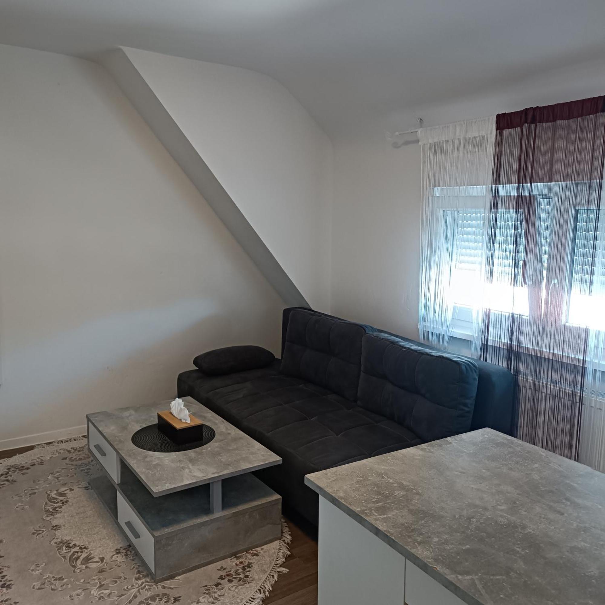Hotel Ari Кайзерслаутерн Екстериор снимка