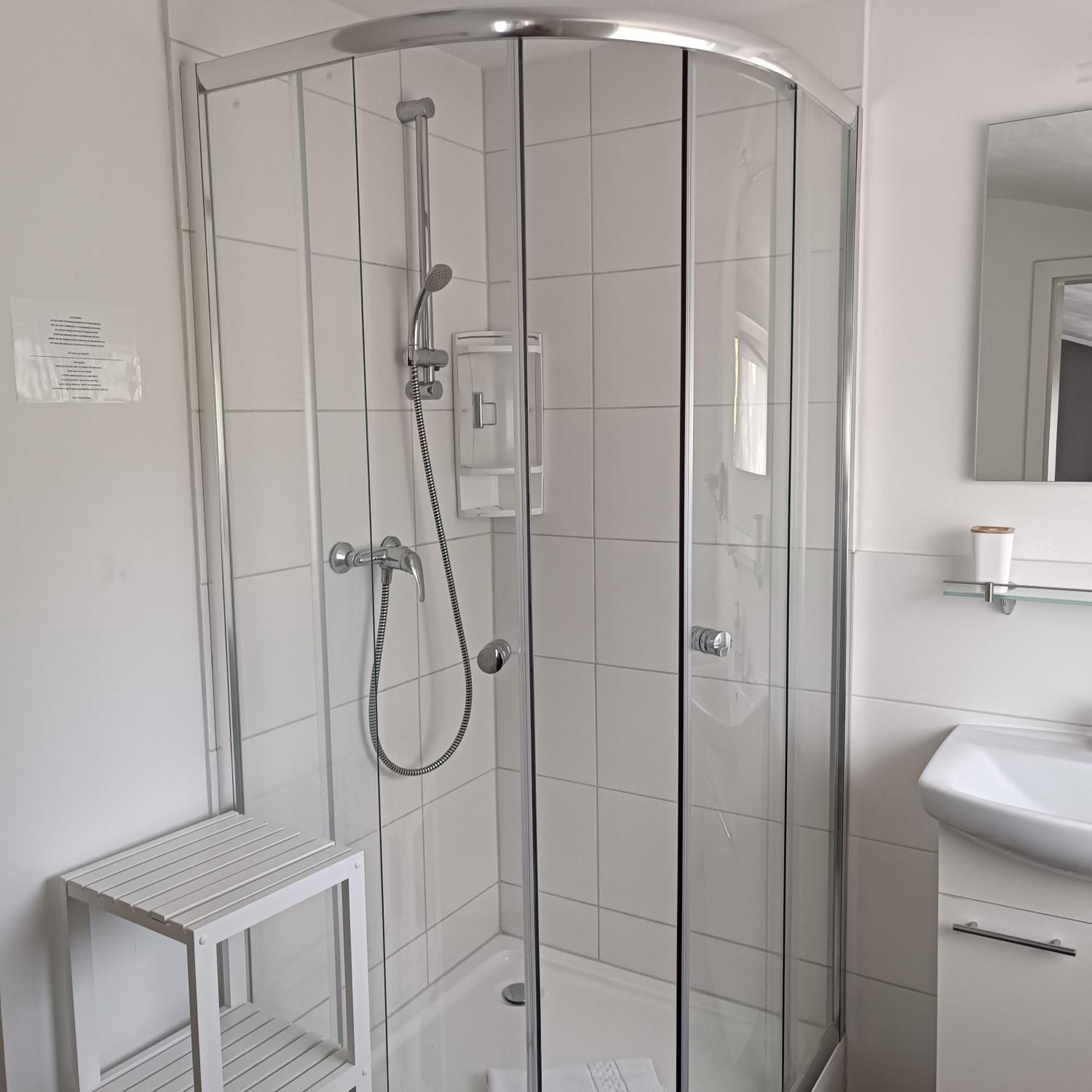 Hotel Ari Кайзерслаутерн Екстериор снимка