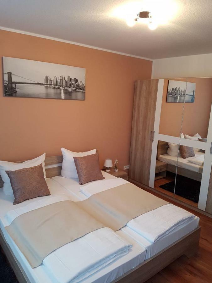 Hotel Ari Кайзерслаутерн Екстериор снимка