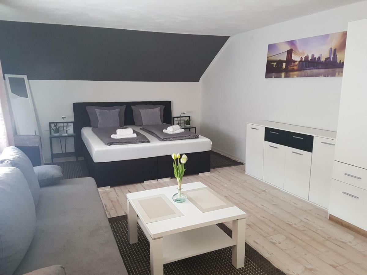 Hotel Ari Кайзерслаутерн Екстериор снимка